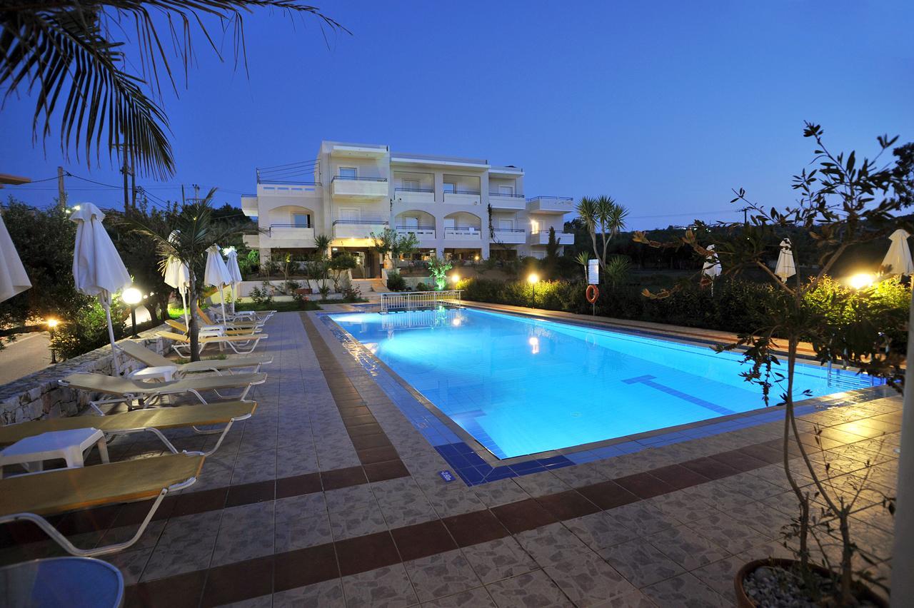Merabello Apartments Agia Marina  Exterior photo
