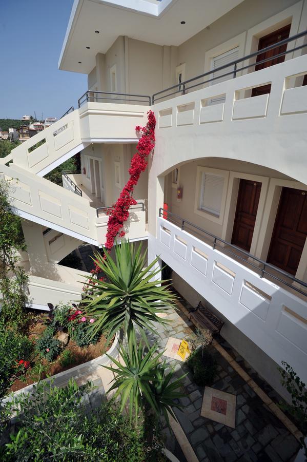 Merabello Apartments Agia Marina  Exterior photo