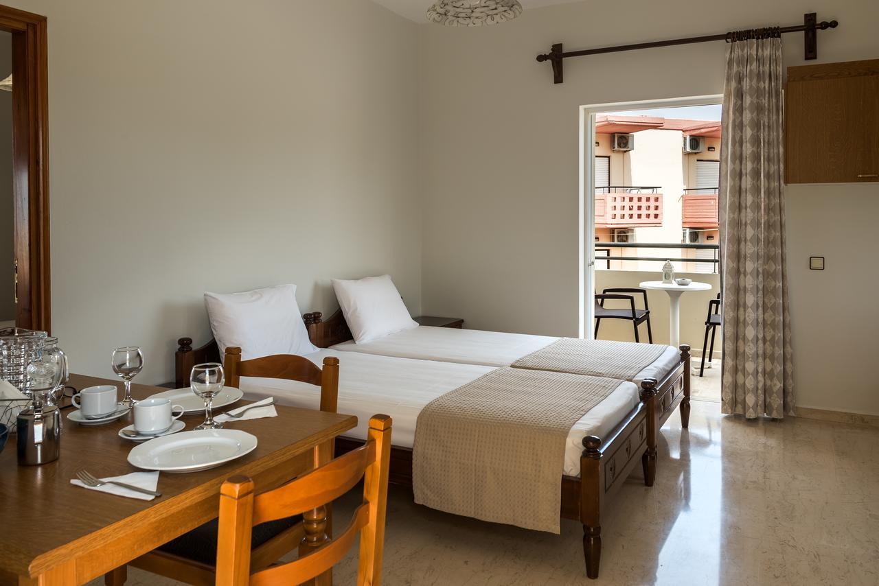 Merabello Apartments Agia Marina  Exterior photo
